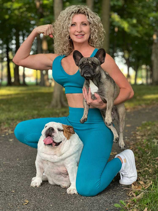 Kelly Thompson Fitness Diaries: Sculpting Strength and Wellness with Misfitover40